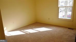 Building Photo - 1015 Farm Haven Dr