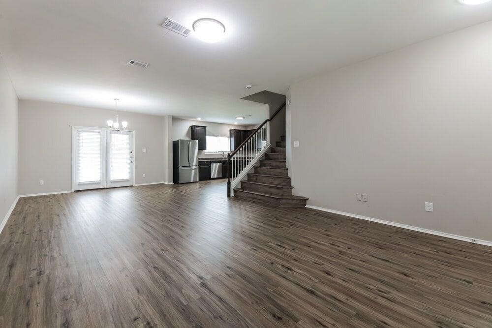 Building Photo - 11425 Maddie Ave