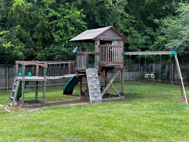 Building Photo - 164 Ladden Ln