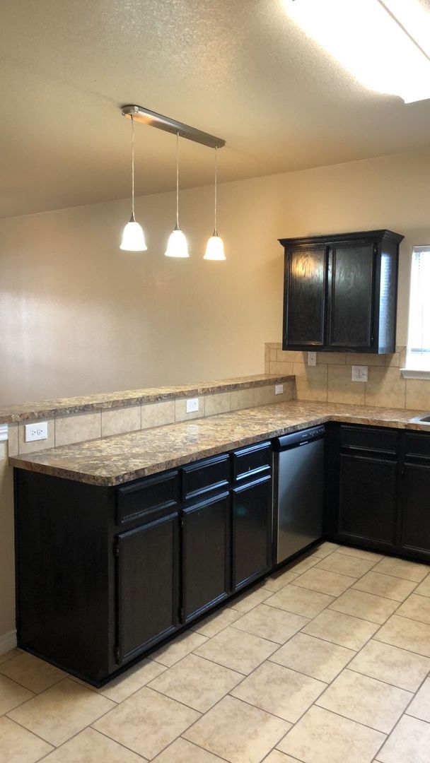 Building Photo - 1101 Grace Point Drive (A/B)