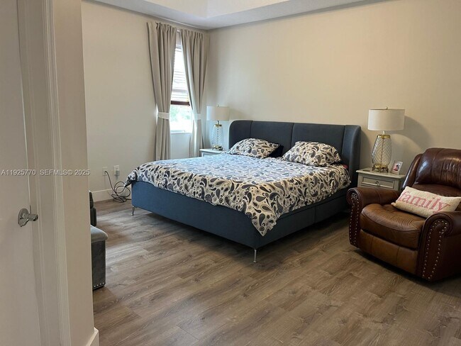 Building Photo - 10866 NW 51st Ln