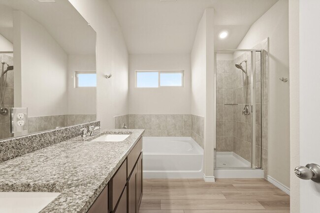 Building Photo - 1164 Kennesaw Dr