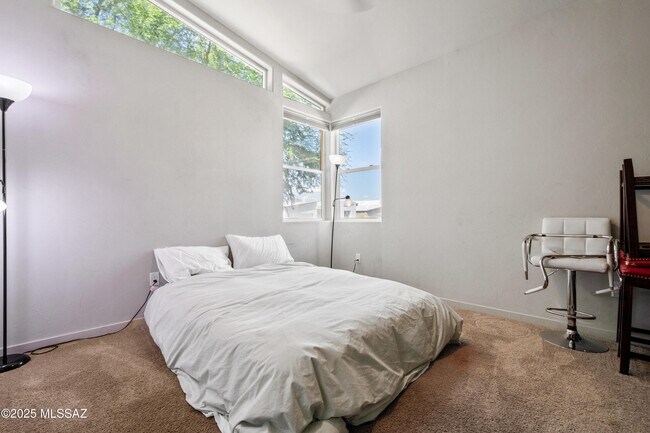 Building Photo - 7526 E Chalkboard Ct