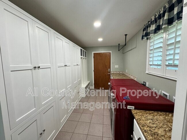 Building Photo - 8732 US-90