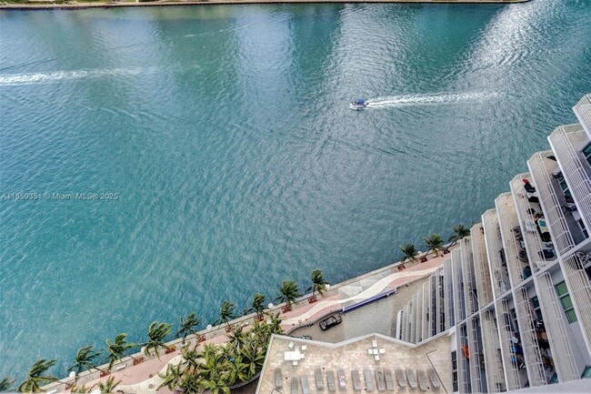 Building Photo - 335 S Biscayne Blvd