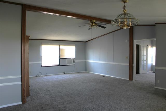 Building Photo - 8644 Dustin Dr