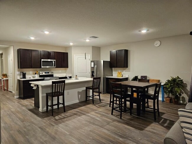 Building Photo - 32650 Osprey Peak Wy