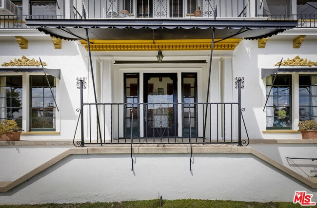 Building Photo - 4405 Clarissa Ave