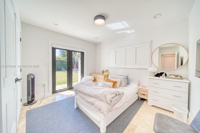 Building Photo - 9220 SW 102nd St