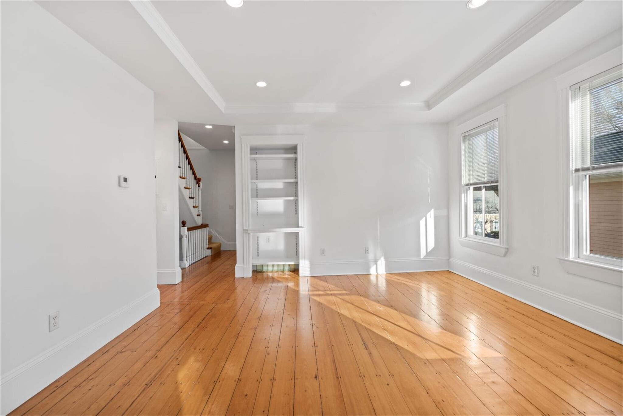 Building Photo - 28 Healey St