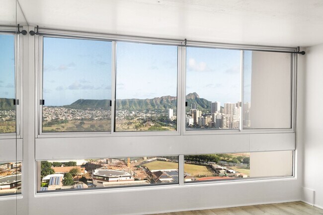 Building Photo - 1488