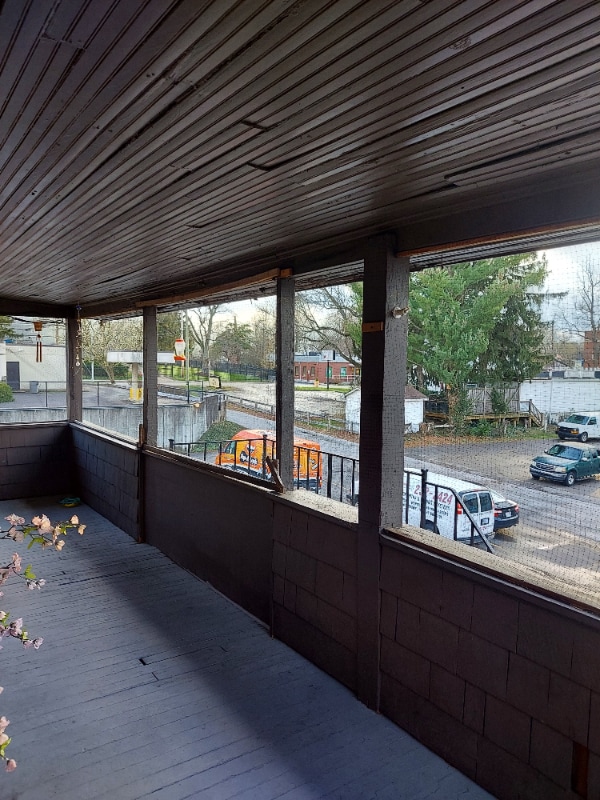 Building Photo - 2063 Beechmont Ave