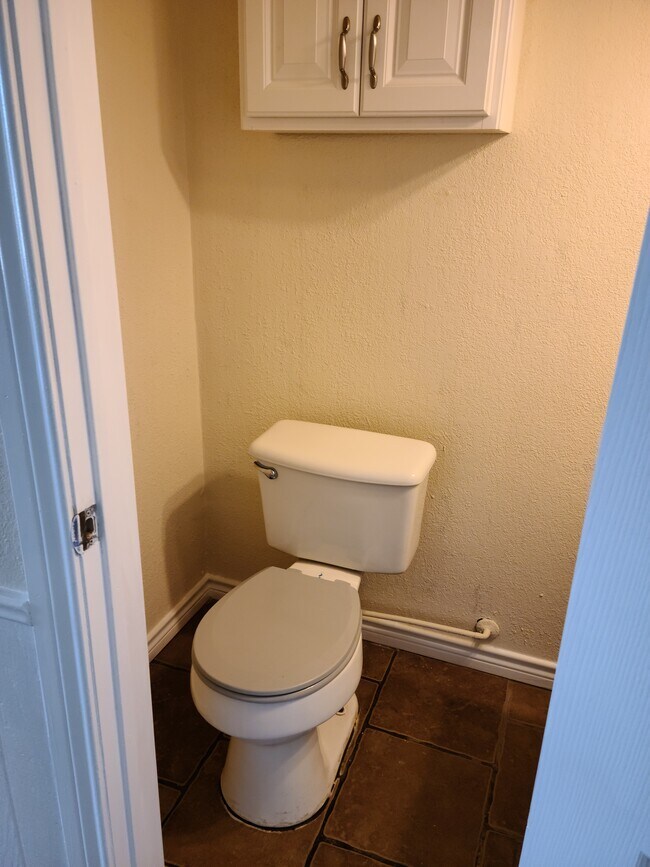 Building Photo - 4101 Flory St