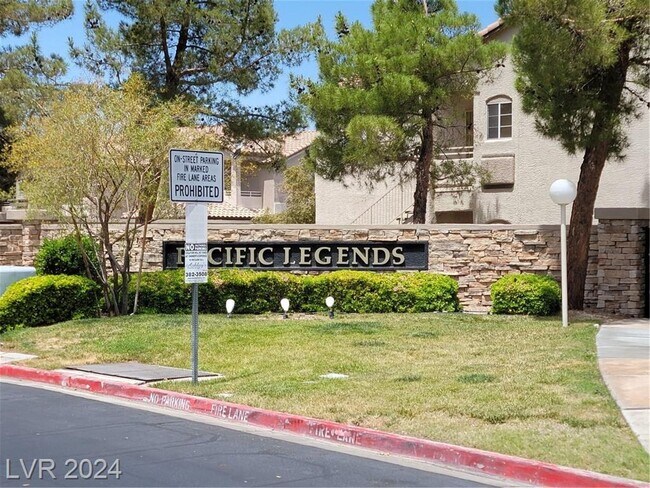 Building Photo - GREEN VALLEY 1ST FLOOR UNIT WITH ATTACHED ...