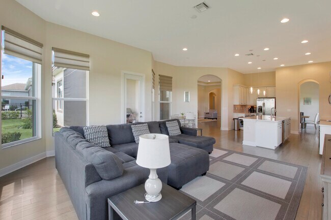 Building Photo - 17001 SW Sapri Way