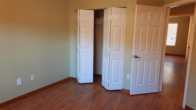 Building Photo - 58 Burning Bush Dr