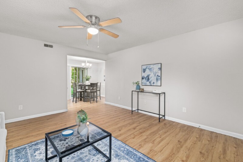 Building Photo - 1607 Redbird Cove