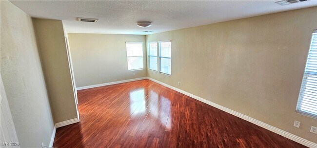 Building Photo - 5876 Capsicum Ct