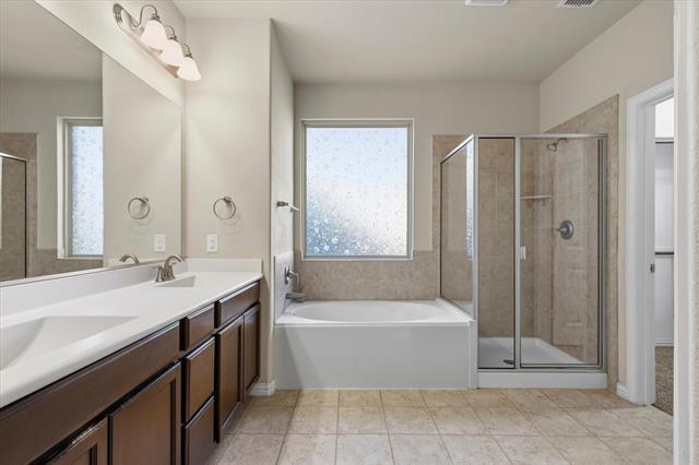 Building Photo - 16604 White Rock Blvd