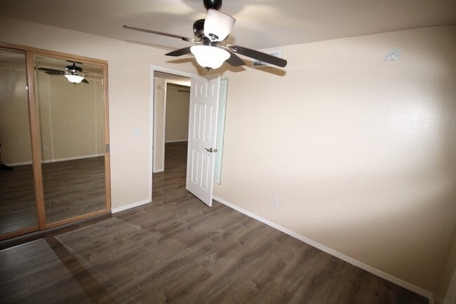 Building Photo - 7932 E Rosewood St