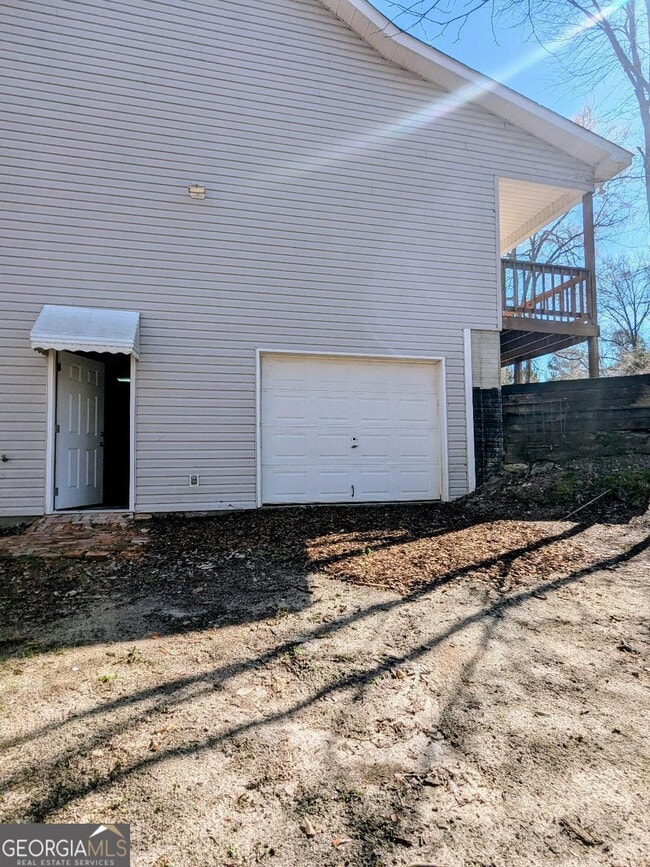 Building Photo - 161 Hancock Rd