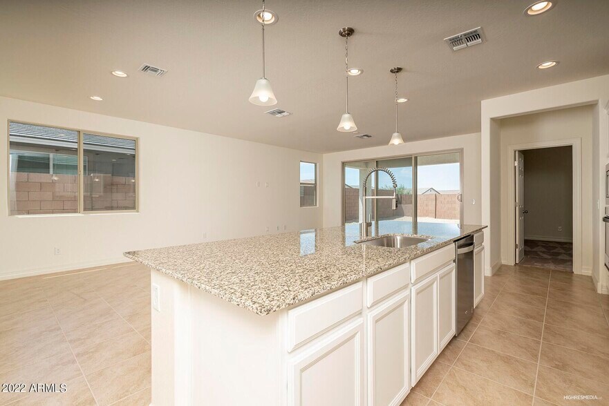 Building Photo - 16792 W Gwen St