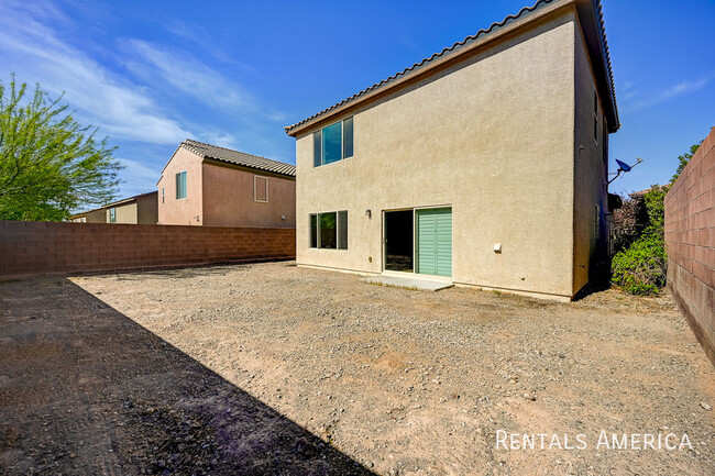 Building Photo - 2641 Courgette Way