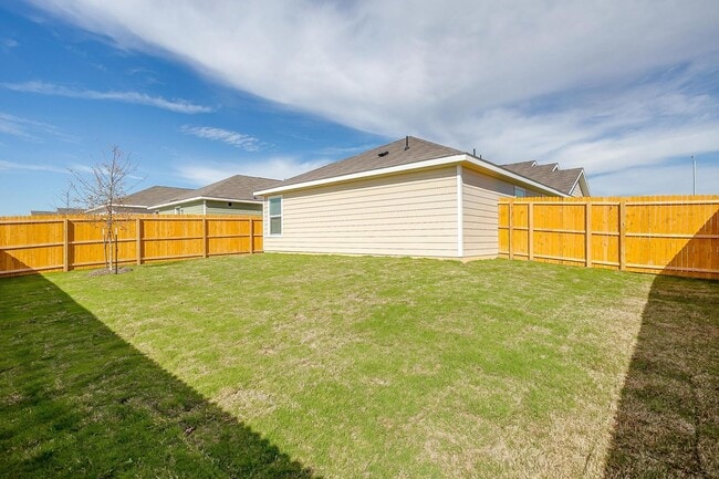 Building Photo - Amazing Northpointe Cottage- 3 Bed, 2 Bath- Eagle Mountain Saginaw ISD- 76179