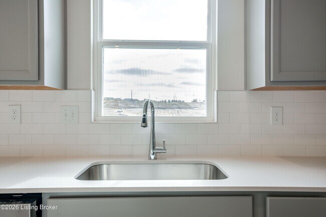 Building Photo - 16909 Aiken Rdg Cir