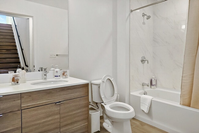 Building Photo - 2000 P St NW