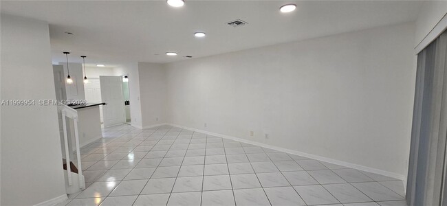 Building Photo - 1455 SW 48th Terrace