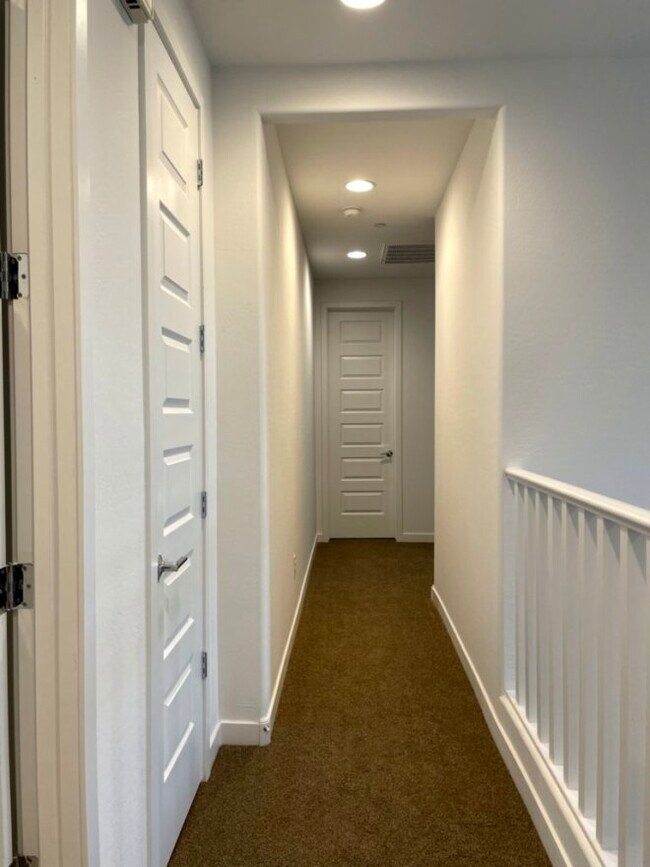 Hallway - 4100 S Pinelake Way