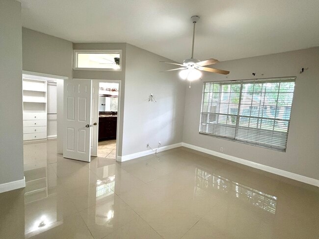 Building Photo - 1112 Wild Cherry Ln