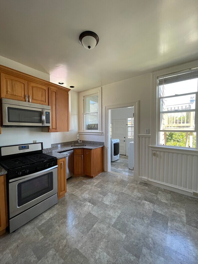 Building Photo - 2632 Post St