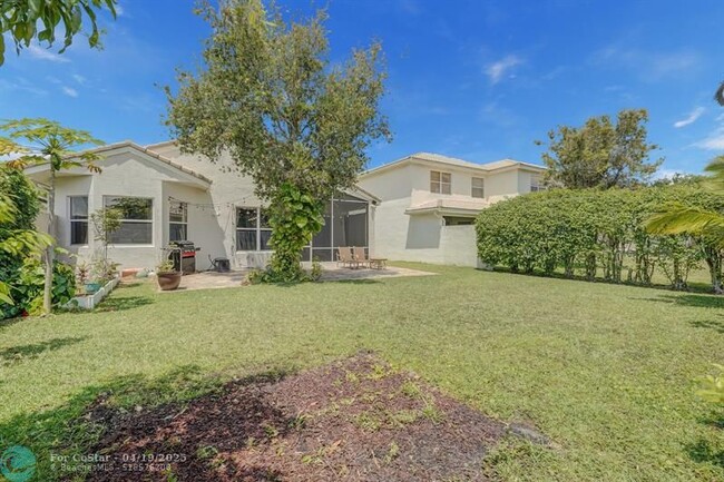 Building Photo - 19084 Skyridge Cir