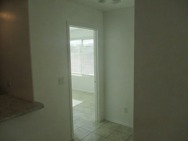 Building Photo - Bright 3BR + Fenced Yard + Community Pool Access in Rancho Sahuarita