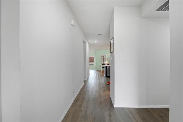 Building Photo - 6538 Diver St