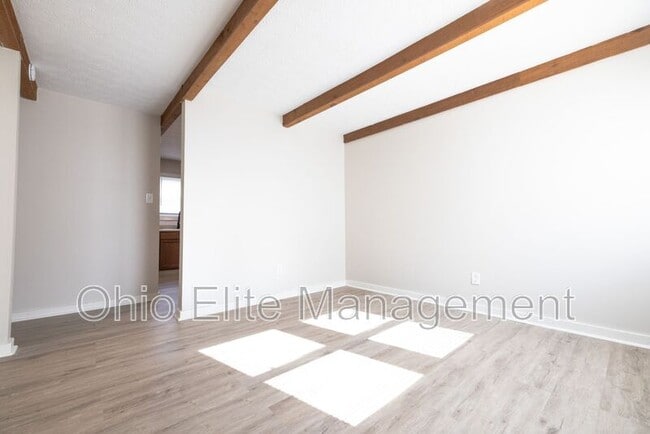 Building Photo - 3090 Grasmere Ave
