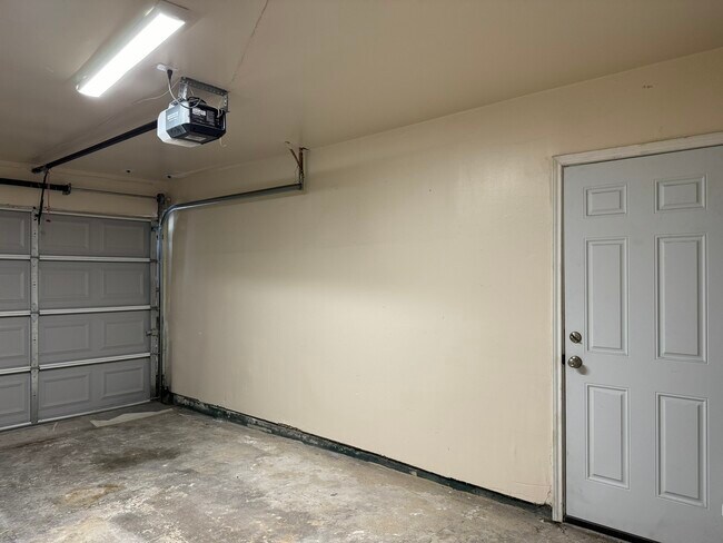 Building Photo - 16806 Tibet Rd