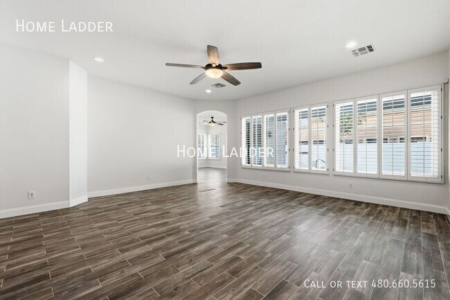 Building Photo - 5080 S McClelland Dr