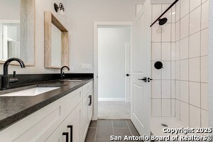 Building Photo - 811 Nevada