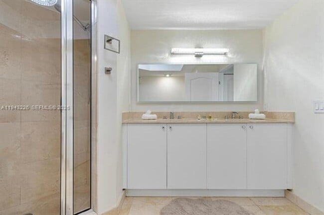 Building Photo - 17555 Atlantic Blvd