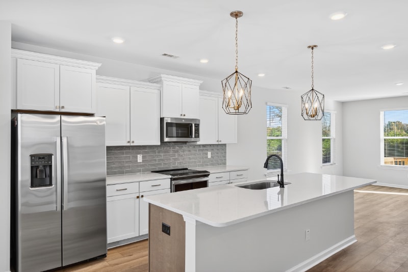 Building Photo - 335 Chesapeake Cmns St