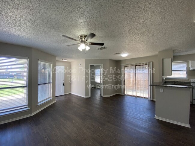 Building Photo - 6706 Crestmont Ct