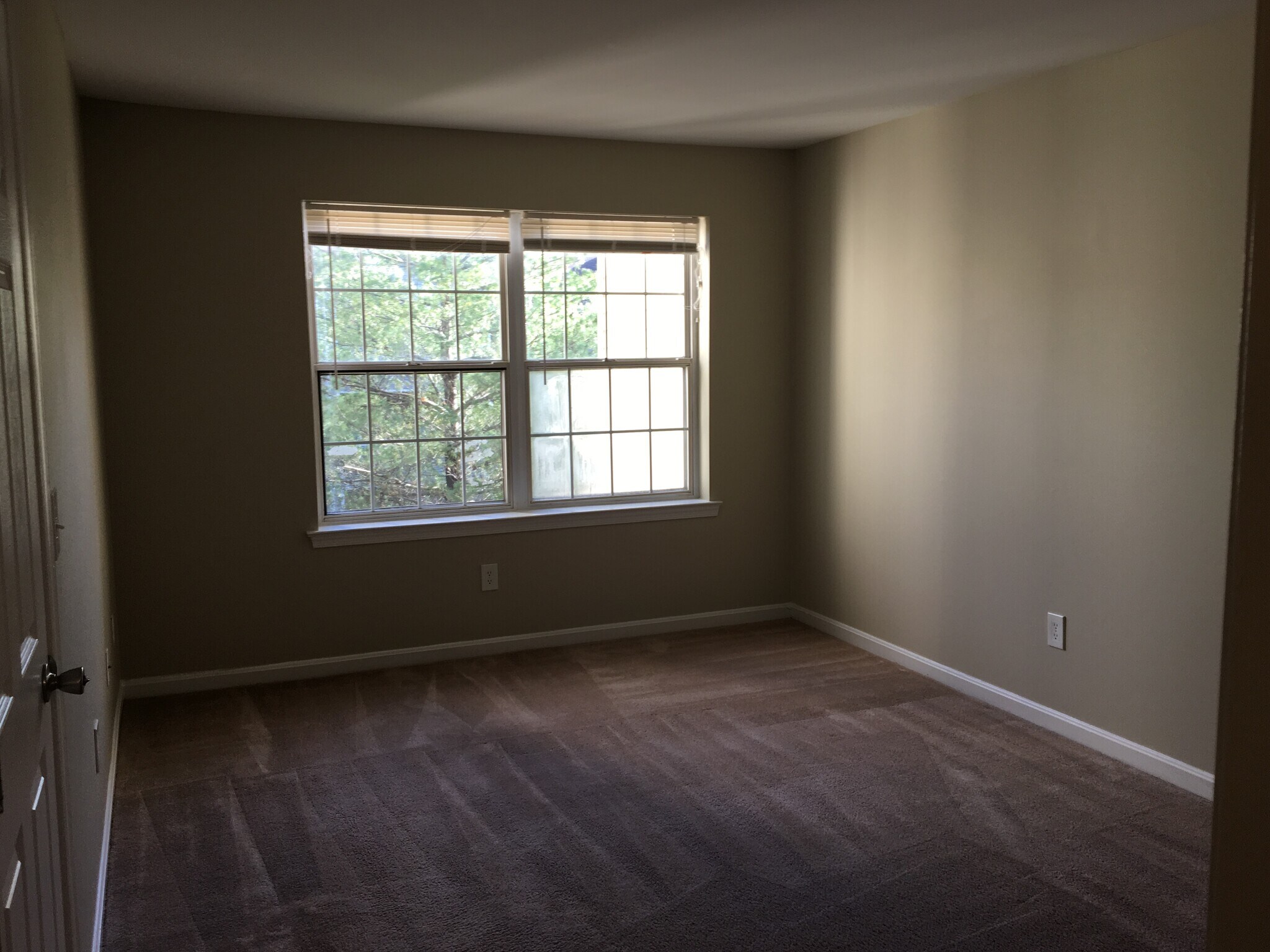Master bedroom - 14803 Rydell Road