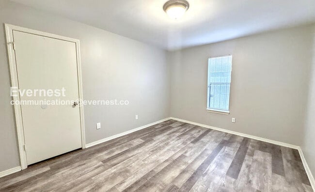 Building Photo - 2330 Grayson Valley Dr