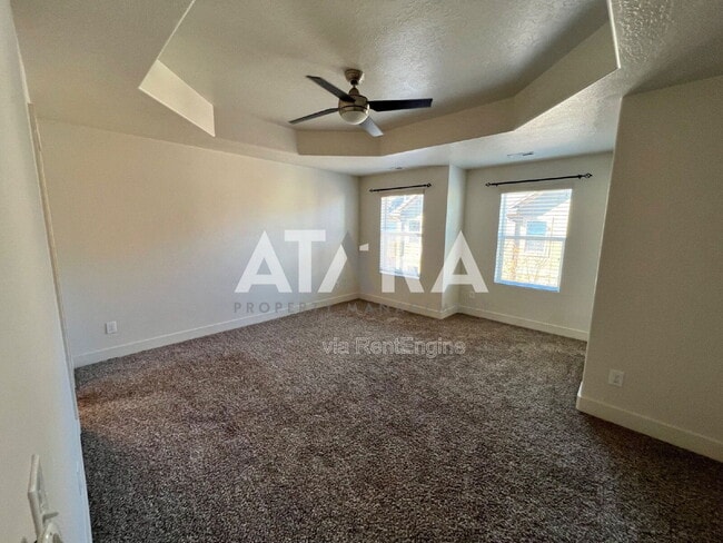 Building Photo - 713 Kirkbride Ave