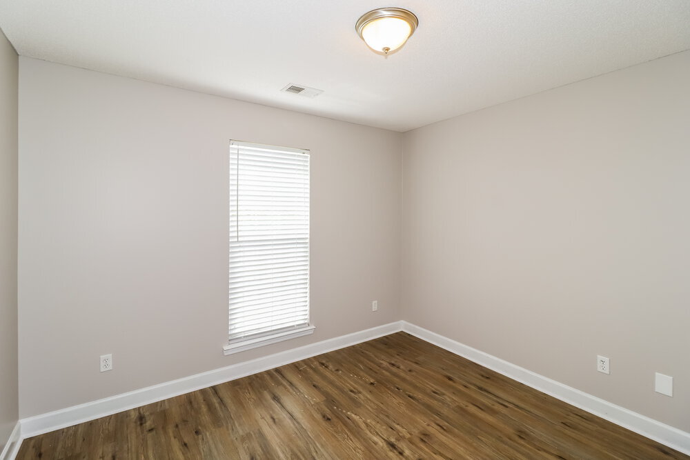 Building Photo - 8374 Blue Ridge Dr