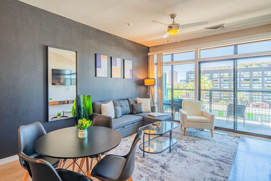 Building Photo - 1016 N 3rd St