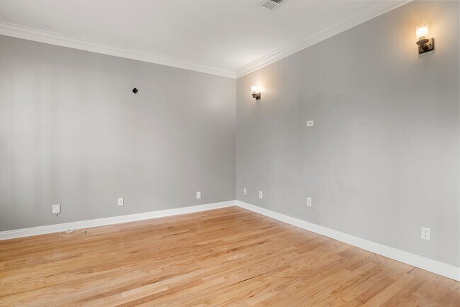 Building Photo - 3116 Brittany Pl